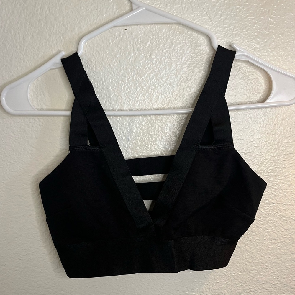 Bebe Crop Top